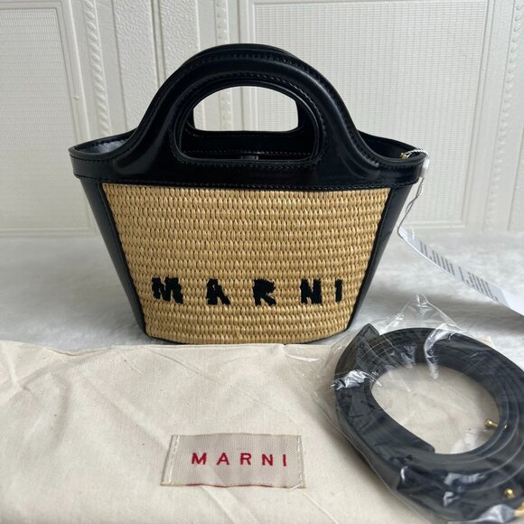 NWT MARNI Tropicalia small Tote bag in black